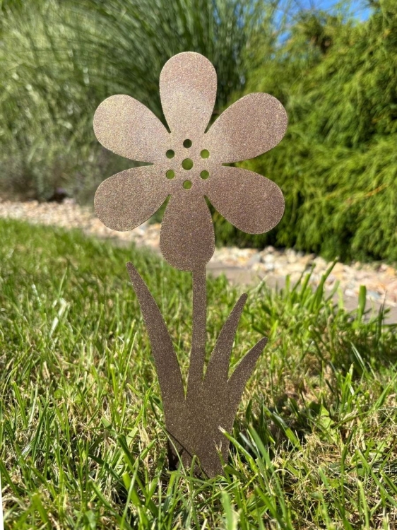 Metalowy kwiat dekoracja ogrodowa