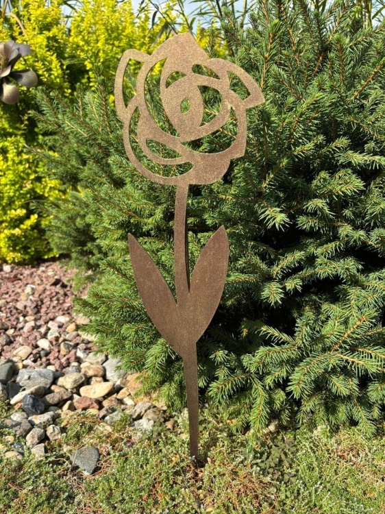 Metalowa róża dekoracja ogrodowa kwiat