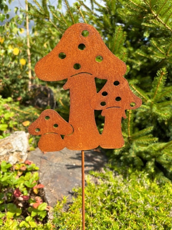 grzyb ozdoba z metalu do ogrodu rdza