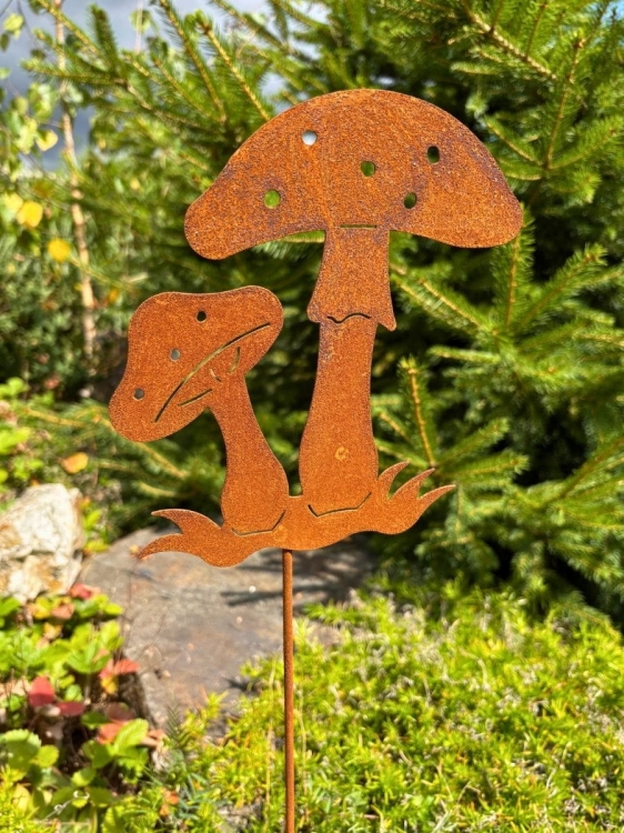 grzyb rdzawa ozdoba do ogrodu