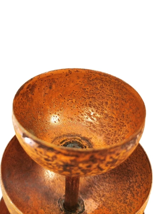 Metalowe poidełko dla ptaków rdza