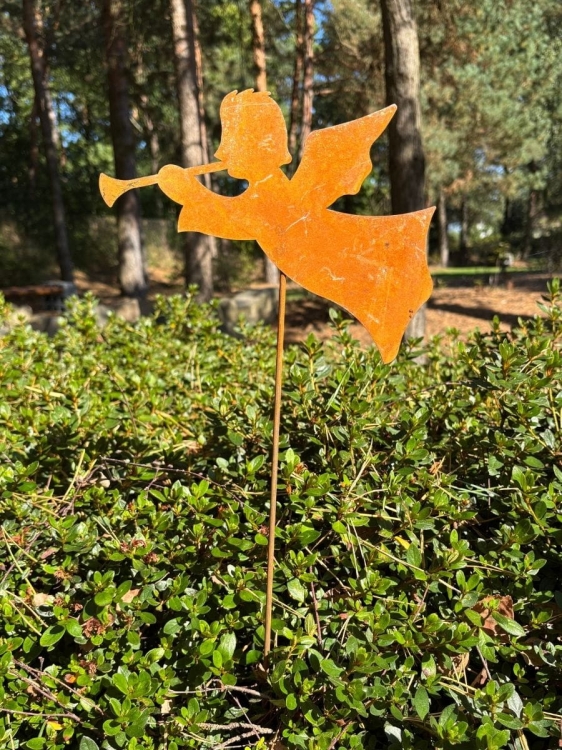Aniołek ozdoba świąteczna do ogrodu rdzawa