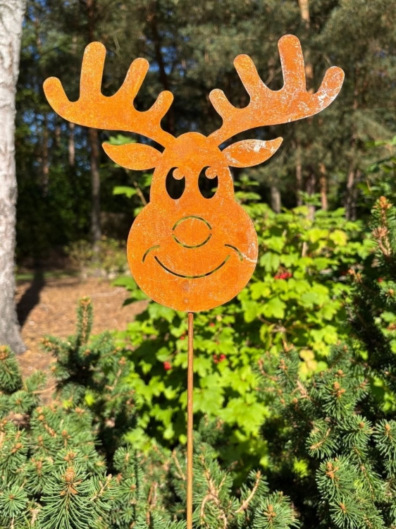Renifer rdzawa ozdoba do ogrodu