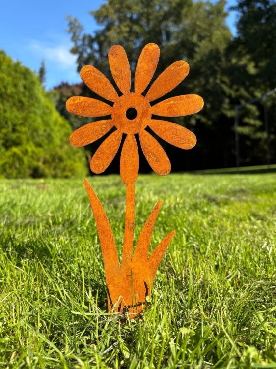 Kwiat rdzawa ozdoba do ogrodu