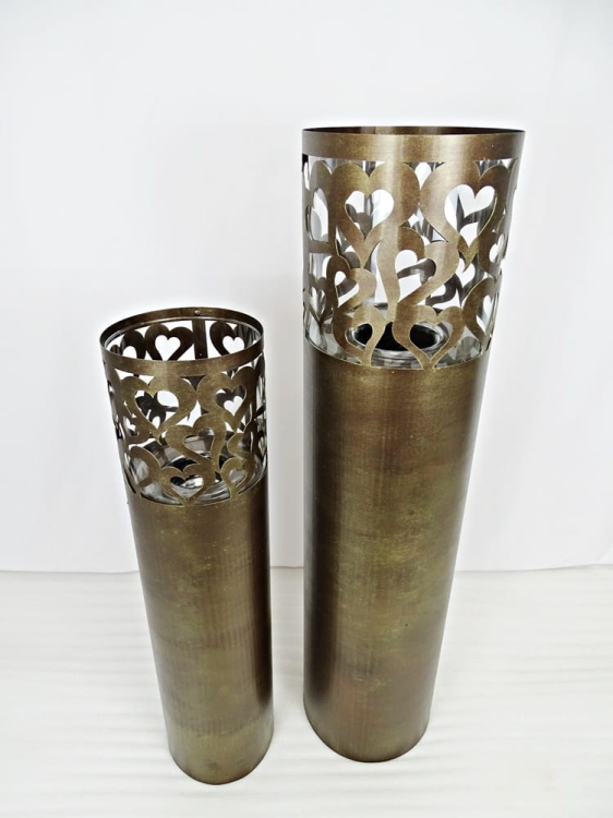 Metalowa kolumna ozdobna Walenty w kolorze złotej rdzy - wyjątkowa dekoracja podświetlająca