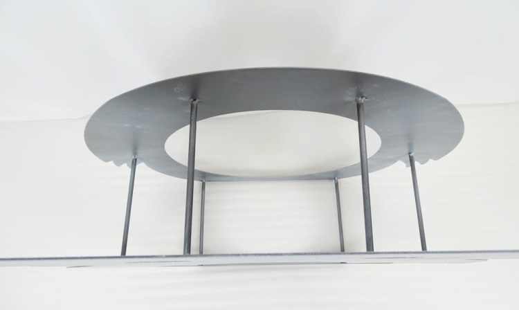 Nowoczesny stojak na drewno kominkowe Sowa w kolorze antracytowym