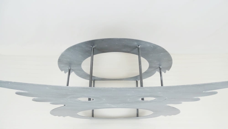 Nowoczesny stojak na drewno kominkowe Sowa w kolorze antracytowym