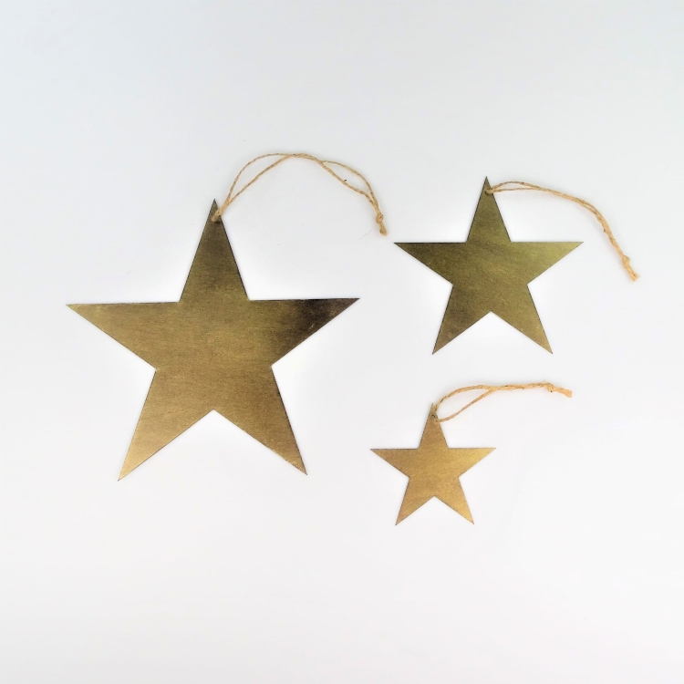 Metalowa Gwiazda do zawieszenia o barwie złotej rdzy - zimowa biżuteria ogrodowa