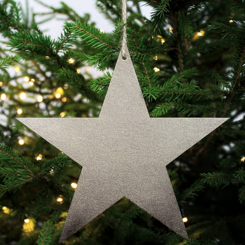 Metalowa Gwiazda do zawieszenia o barwie złotej rdzy - zimowa biżuteria ogrodowa