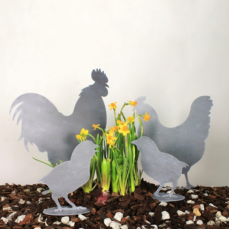 Kura Pollina  figura ogrodowa z metalu do ogordu antracyt 2.jpeg