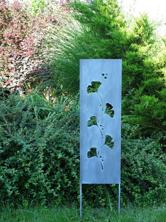 Szyld ogrodowy Miłorząb w kolorze antracytu - świetne dopełnienie Twojego ogrodu