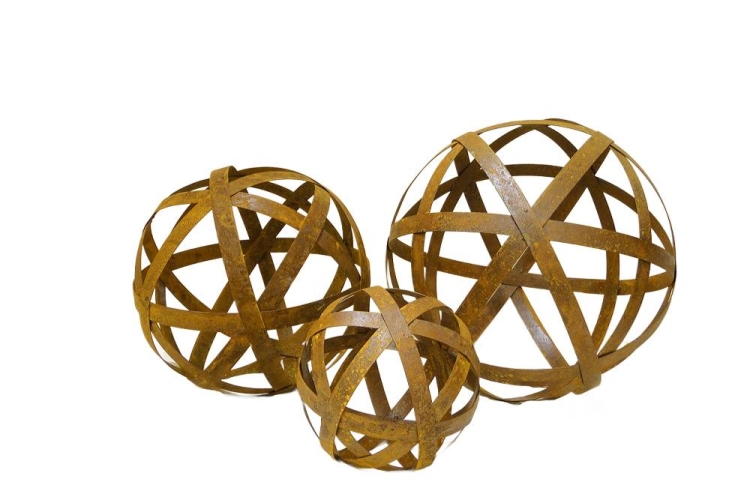 Kula z metalu do domu ogrodu, wystrój wnętrz