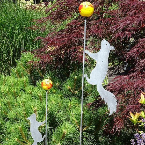 Wiewiórka ozdoba metalowa do ogrodu biżuteria ogrodowa ze szkłem